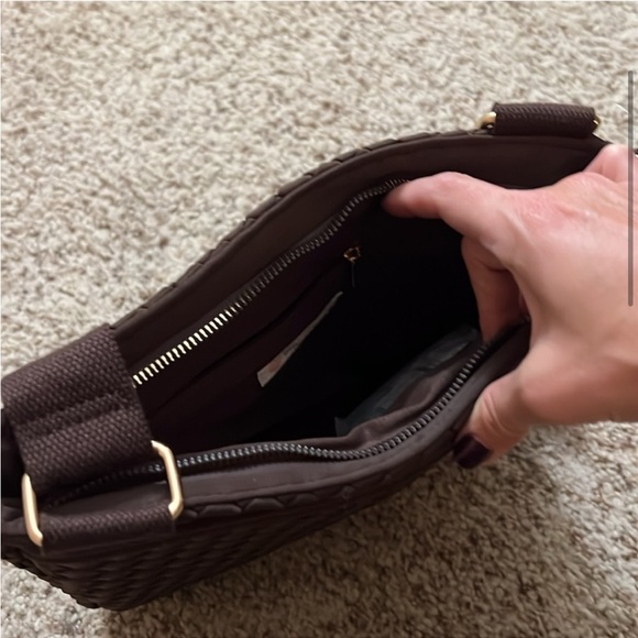 NWT Daily Practice by Anthropologie, Brown Woven Neoprene Crossbody Bag - Picture 3 of 7